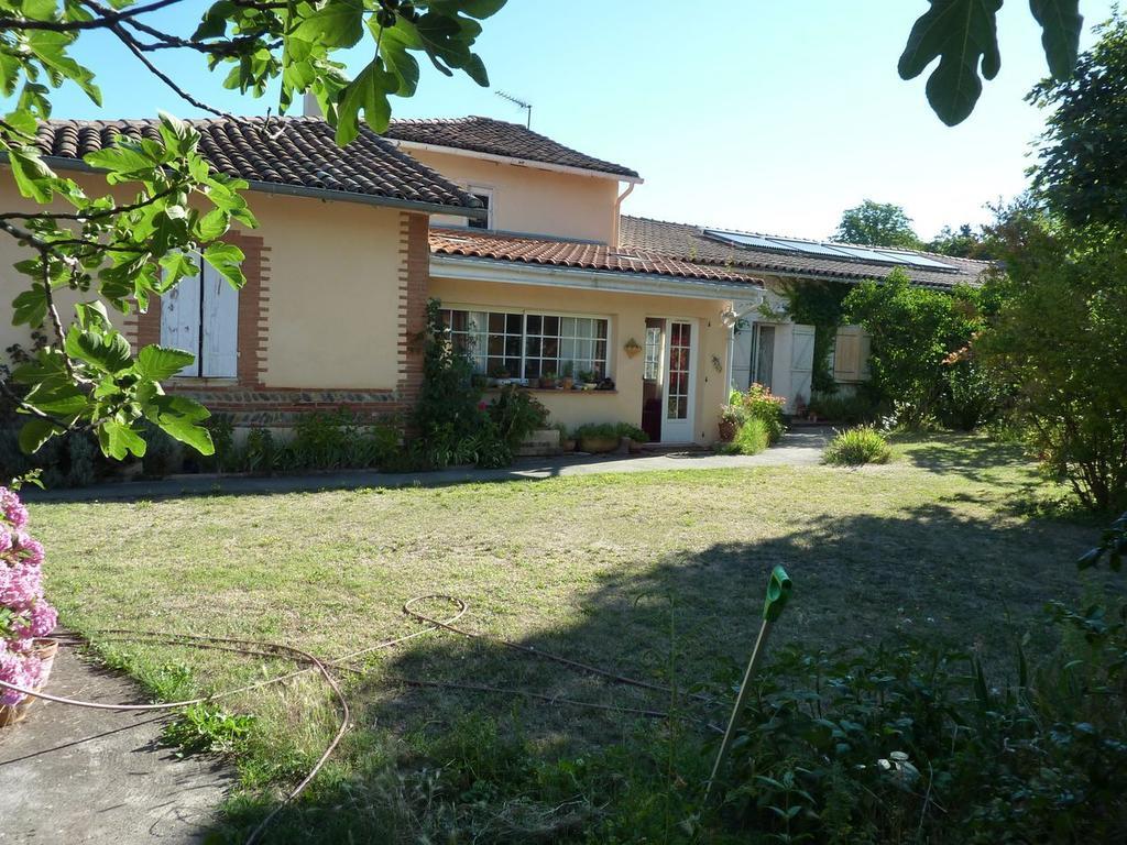 Le Soubiran Bed and Breakfast Berat Eksteriør billede